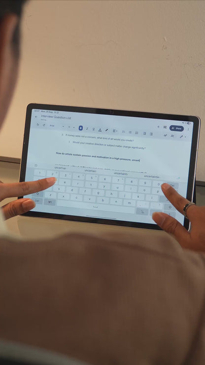B033 Foldable Keyboard + Touchpad (IOS & Android)